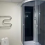 Thh *