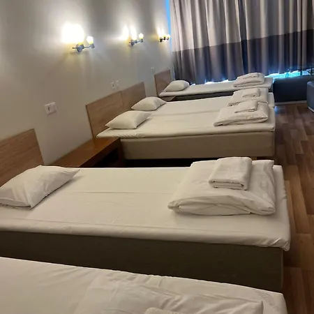 Apartment Thh *