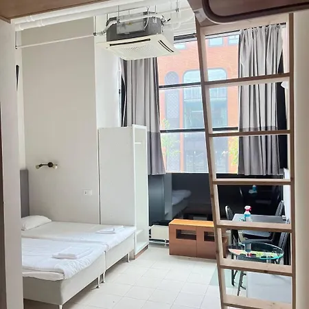 Thh Apartment