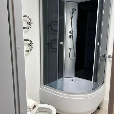 Apartment Thh *