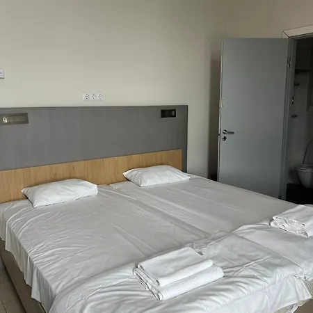 Thh Apartment